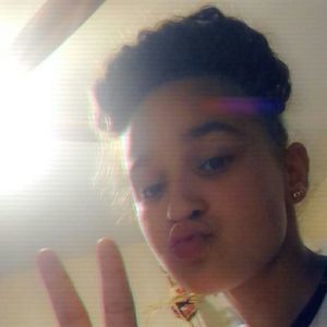 Meet your Posher, Alexea